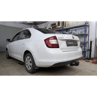 Фаркоп Avtos на SKODA Rapid 2012-2020 Арт.VW 33 (тянет до 750 кг)