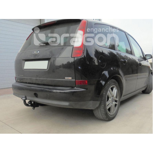 Фаркоп ARAGON на FORD Focus 2004–2011 Арт. E2012BA (универсал)