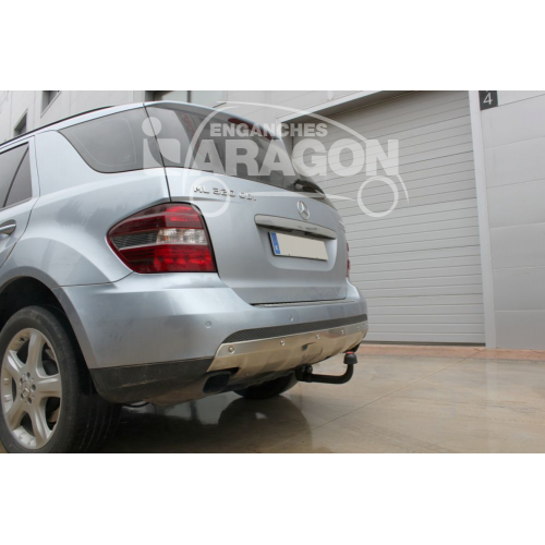Фаркоп ARAGON на MERCEDES M-class 2005–2011 Арт. E4117CV