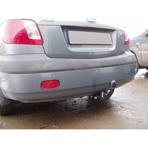 Фаркоп BOSAL (ORIS) на KIA Rio 2005–2008 Арт. 4239-A (II седан)